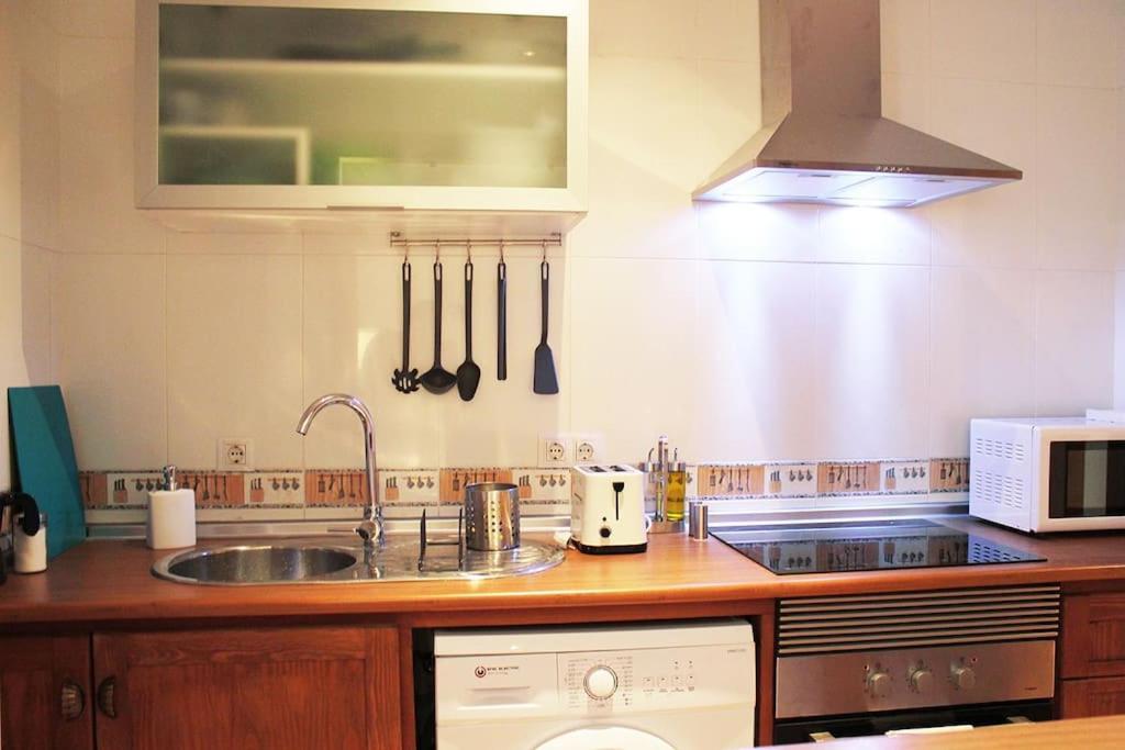 Fancy Apartment In A Historic House, Chiclana City Center By C. Dreams Chiclana de la Frontera Zewnętrze zdjęcie