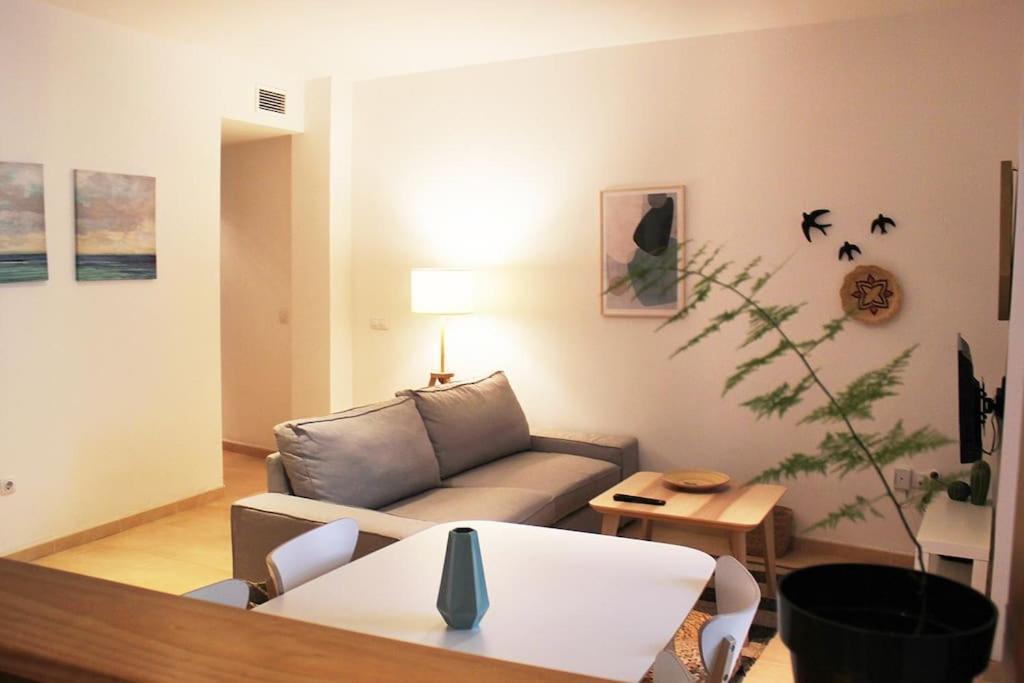Fancy Apartment In A Historic House, Chiclana City Center By C. Dreams Chiclana de la Frontera Zewnętrze zdjęcie