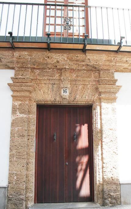 Fancy Apartment In A Historic House, Chiclana City Center By C. Dreams Chiclana de la Frontera Zewnętrze zdjęcie