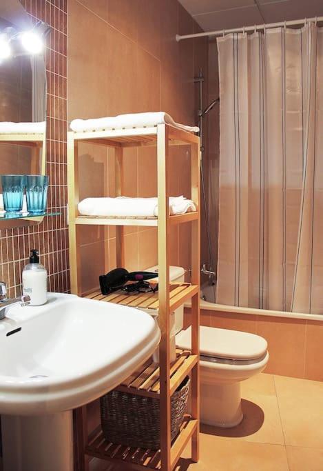 Fancy Apartment In A Historic House, Chiclana City Center By C. Dreams Chiclana de la Frontera Zewnętrze zdjęcie